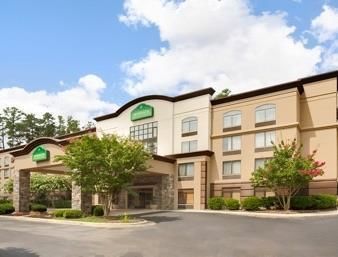 Wingate By Wyndham Raleigh Durham / Airport Hotel Exterior photo
